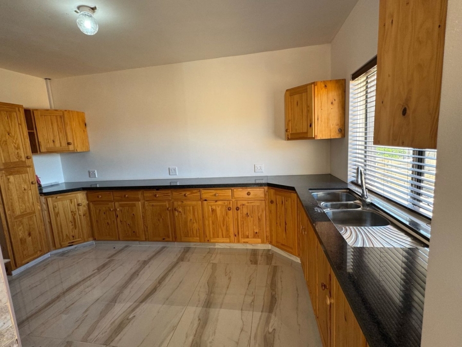 5 Bedroom Property for Sale in Royalston Residential Estate and Wildlife Reserve Eastern Cape